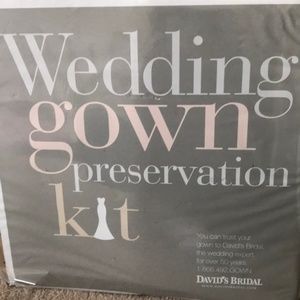 David's Bridal Wedding Gown Preservation Kit